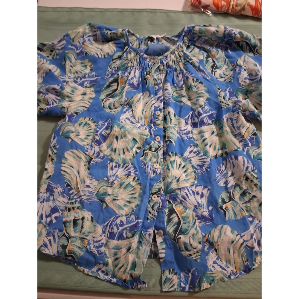 Chicos Blue Seashell Print Ramie Lyocell Smocked Blouse Top Size 1.5 US 10